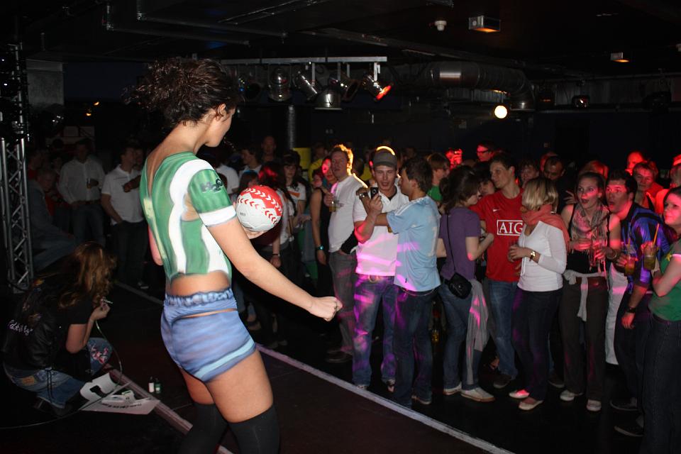 Bodypainting Trikotparty in Wuppertal (369).JPG